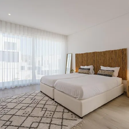 Areia Villa, With Ocean View * Ribamar (Lourinha)