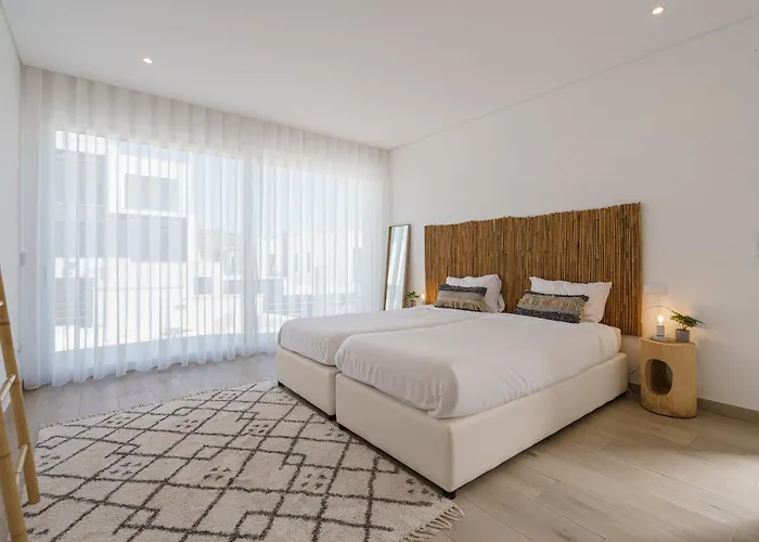 Areia Villa, With Ocean View * Ribamar (Lourinha)