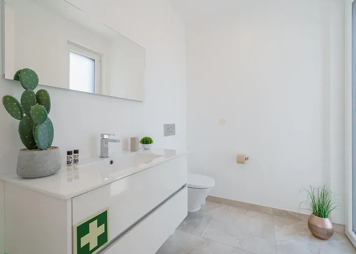 Areia Villa, With Ocean View Villa Ribamar (Lourinha)